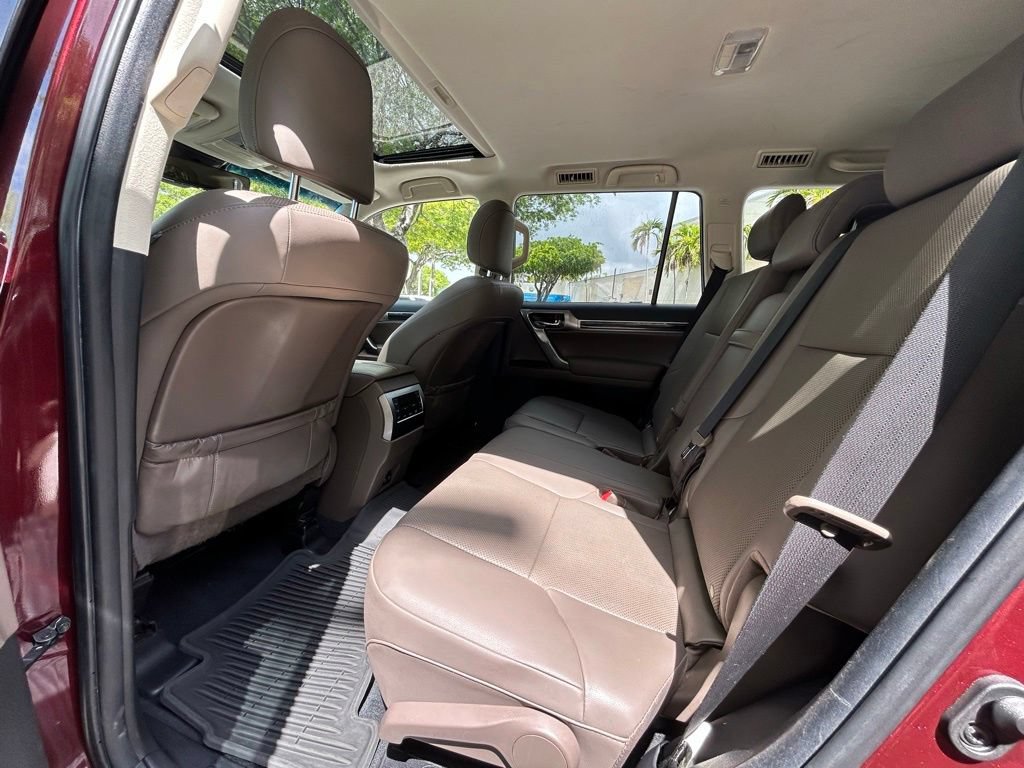 Used 2022 Lexus GX 460 Premium w/ Premium Package AWD/4WD image 56