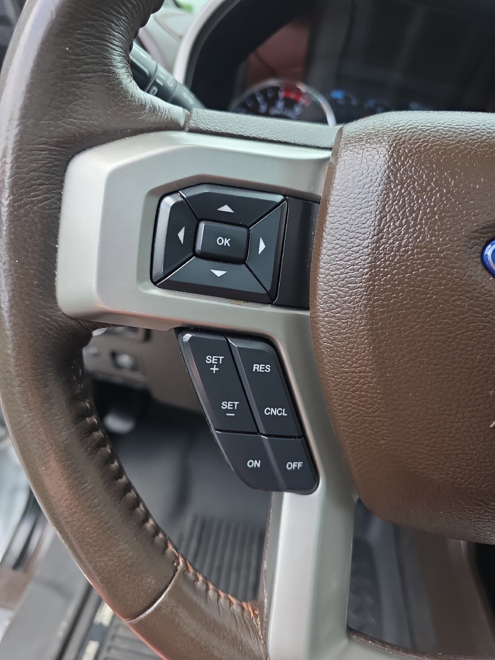 Used 2020 Ford F250 King Ranch w/ FX4 Off-Road Package AWD/4WD image 33