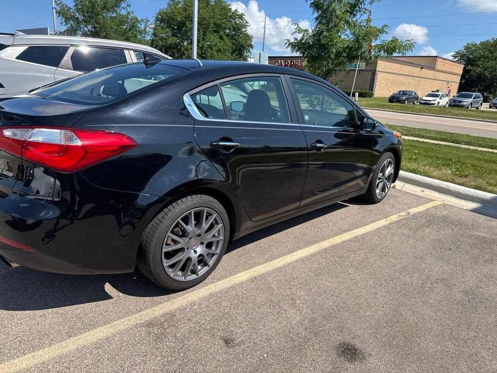 Used 2015 Kia Forte EX w/ UVO Package W/17" Alloys FWD image 4