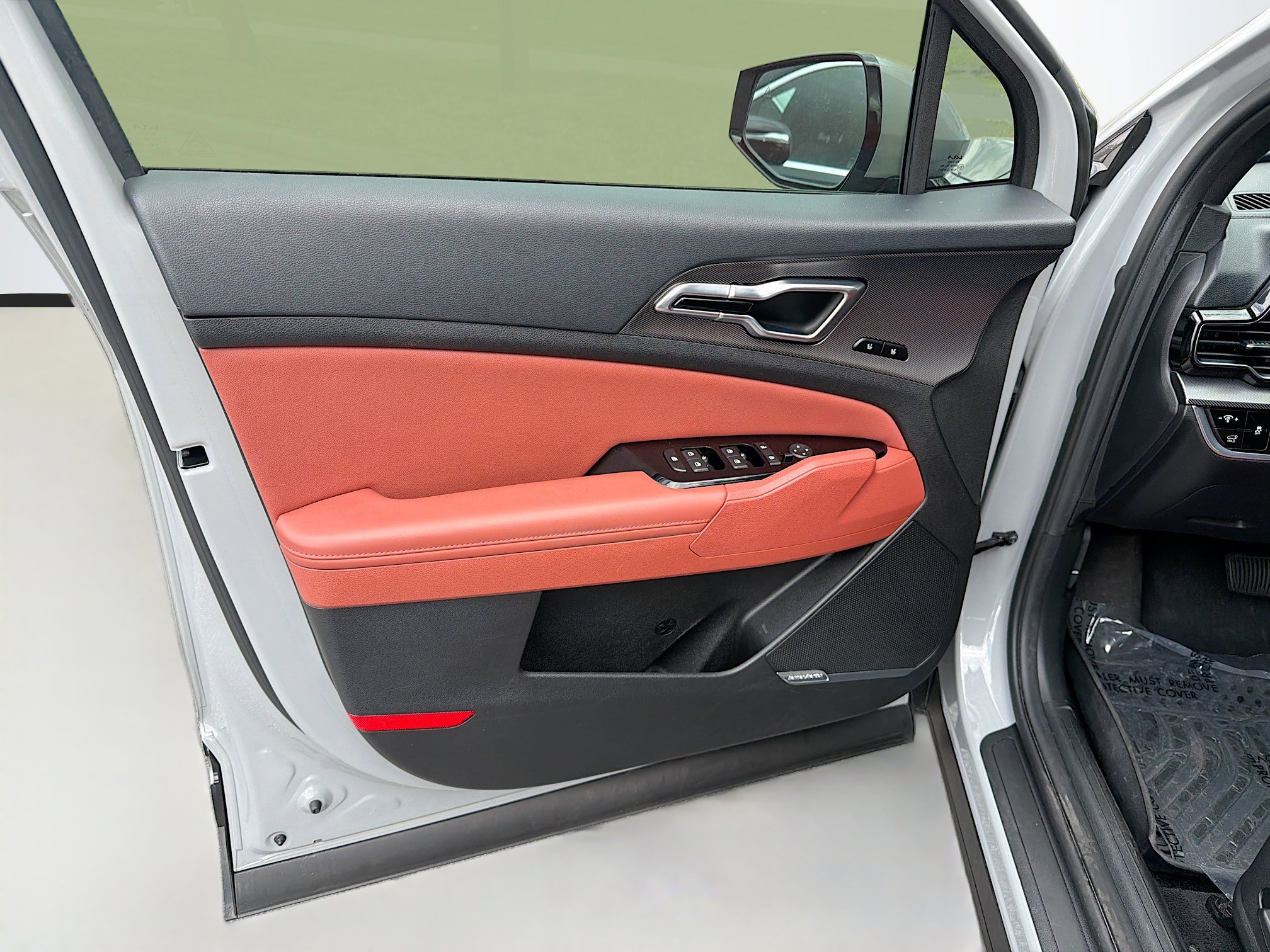 Used 2023 Kia Sportage SX image 23