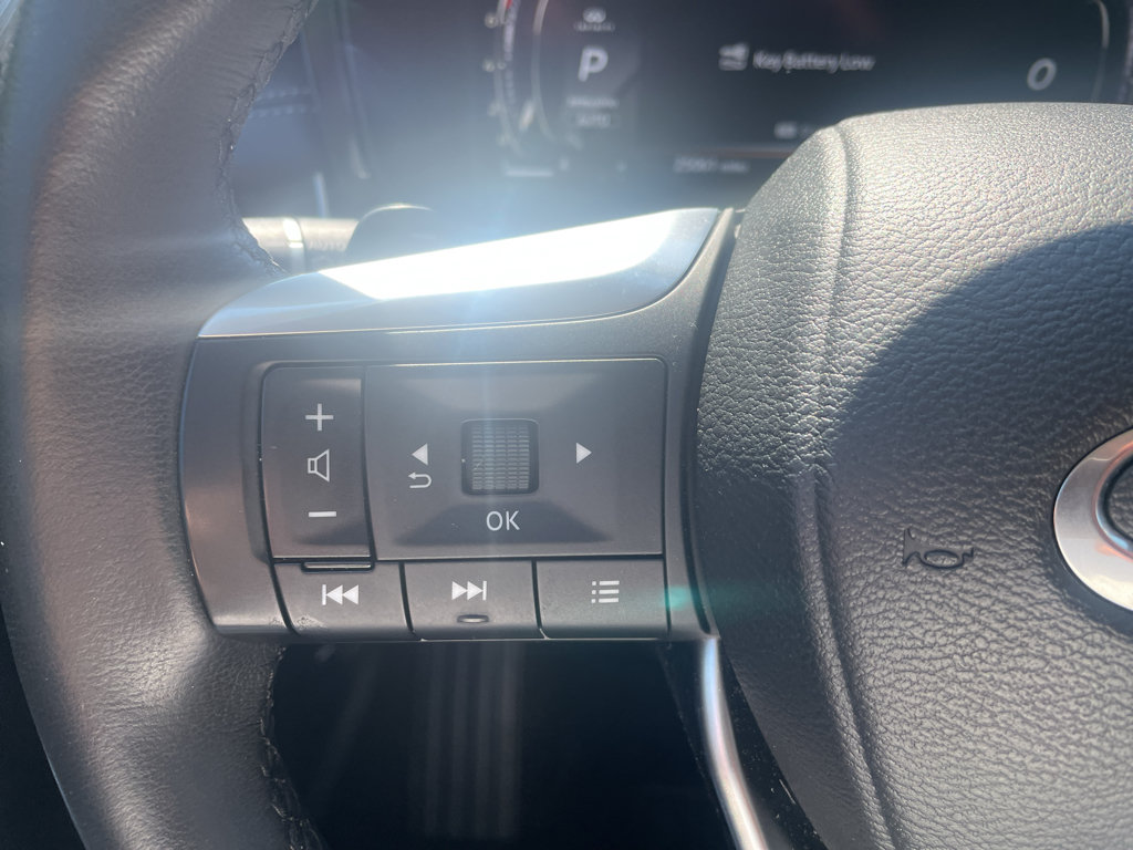 Used 2023 INFINITI QX60 Luxe w/ Vision Package AWD/4WD image 18