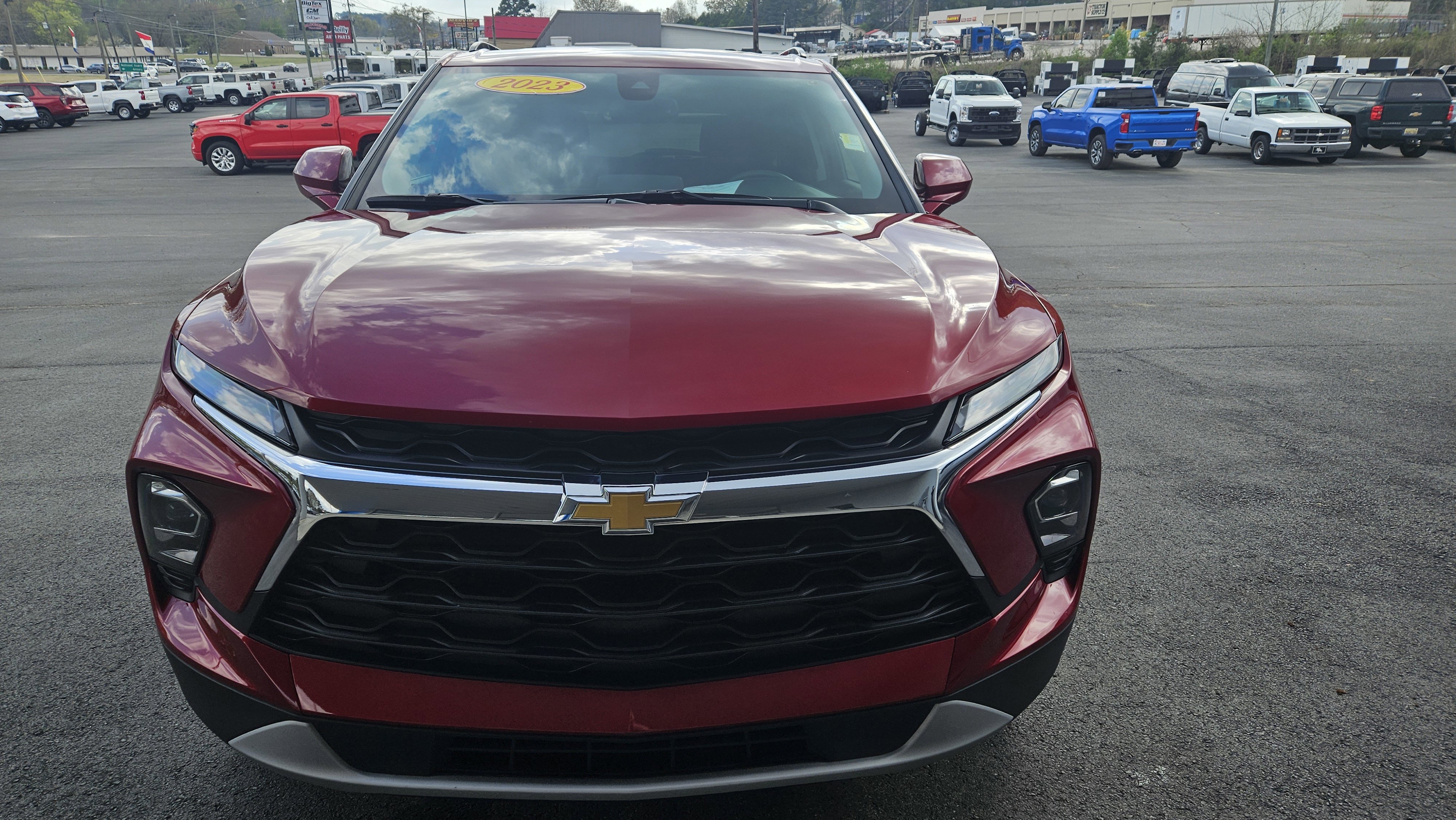 Used 2023 Chevrolet Blazer LT w/ Convenience Package image 3
