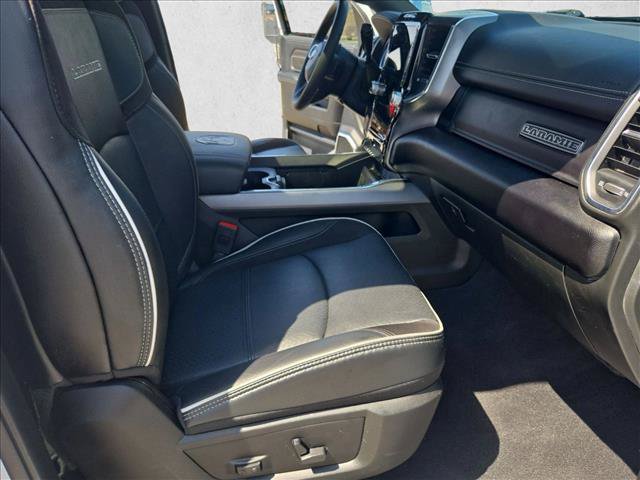 Used 2025 RAM 2500 Laramie AWD/4WD image 22