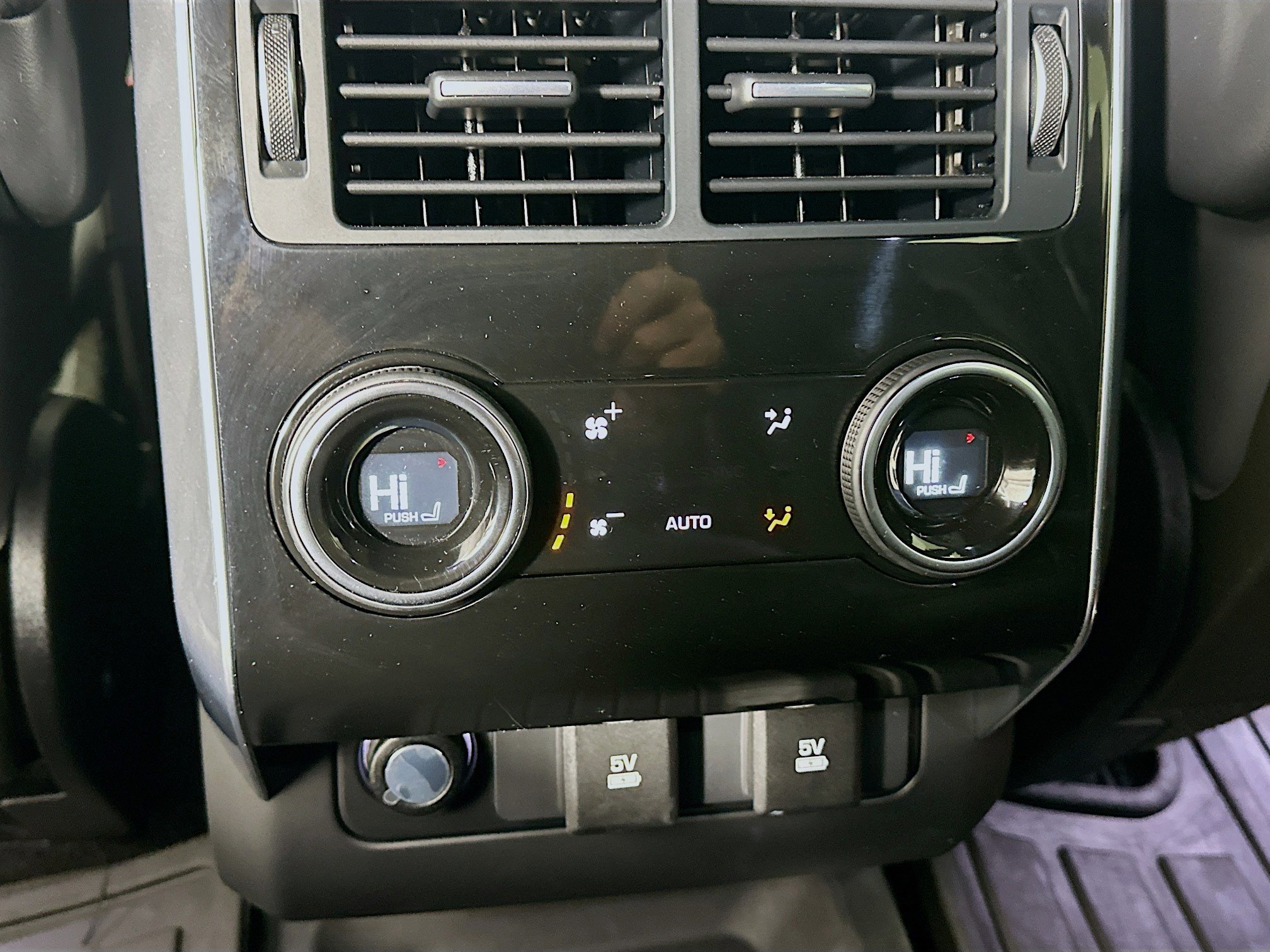 Used 2021 Land Rover Range Rover Sport HST image 34