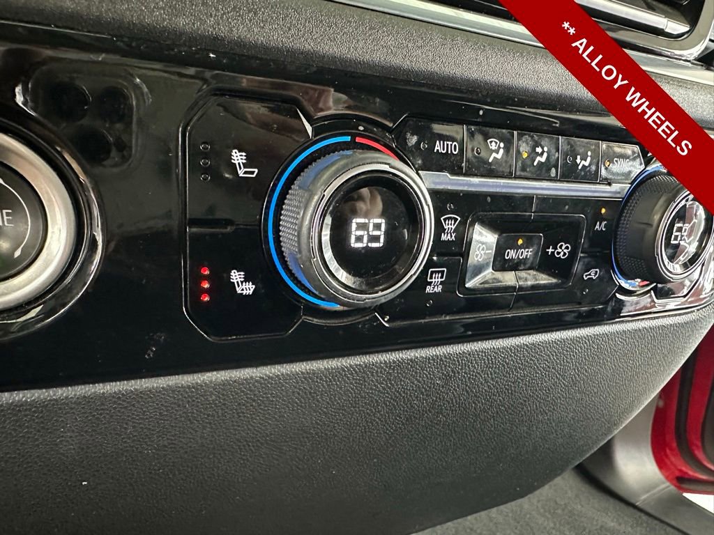 Used 2022 Chevrolet Silverado 1500 LT image 18