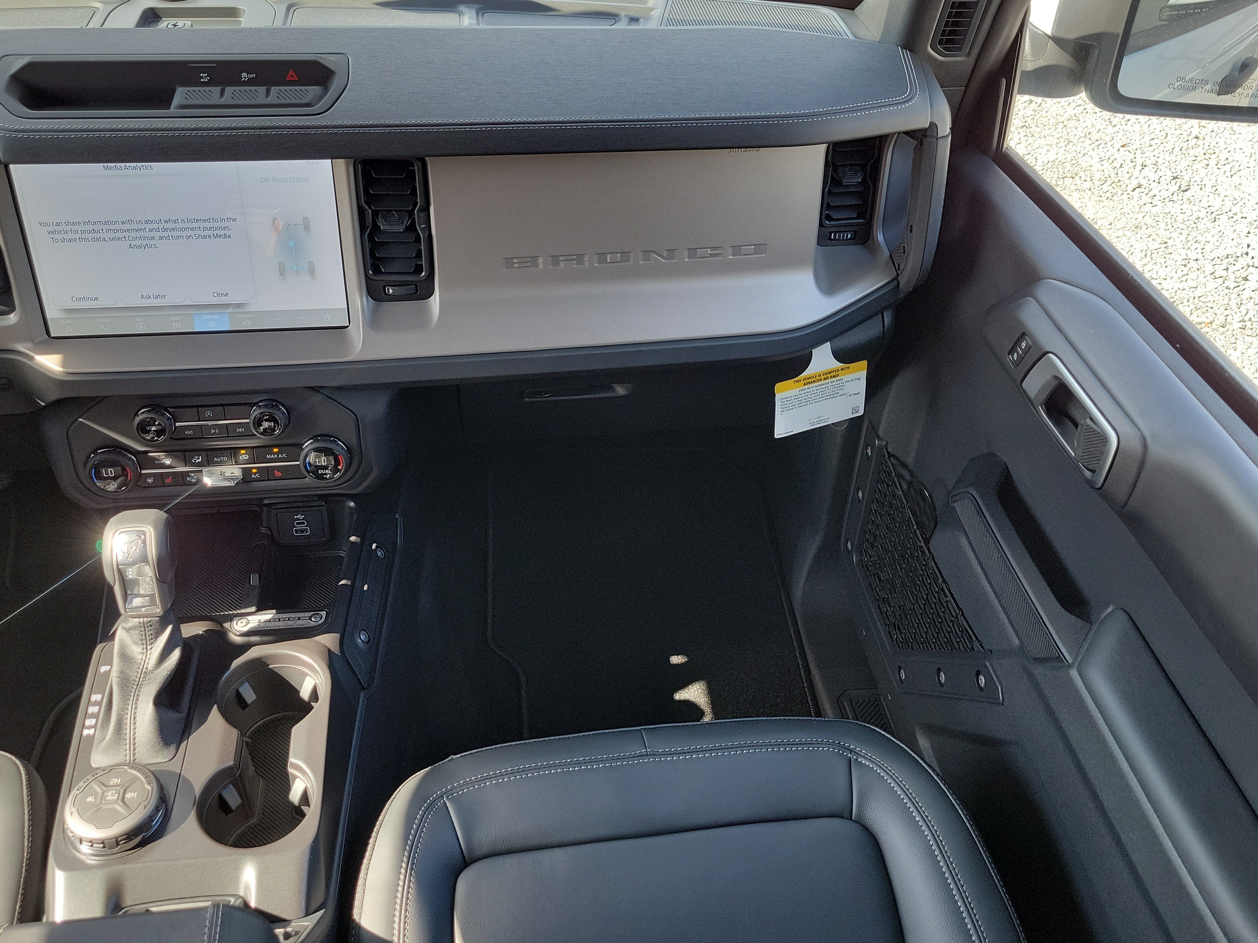 New 2026 Ford Bronco Outer Banks AWD/4WD image 14