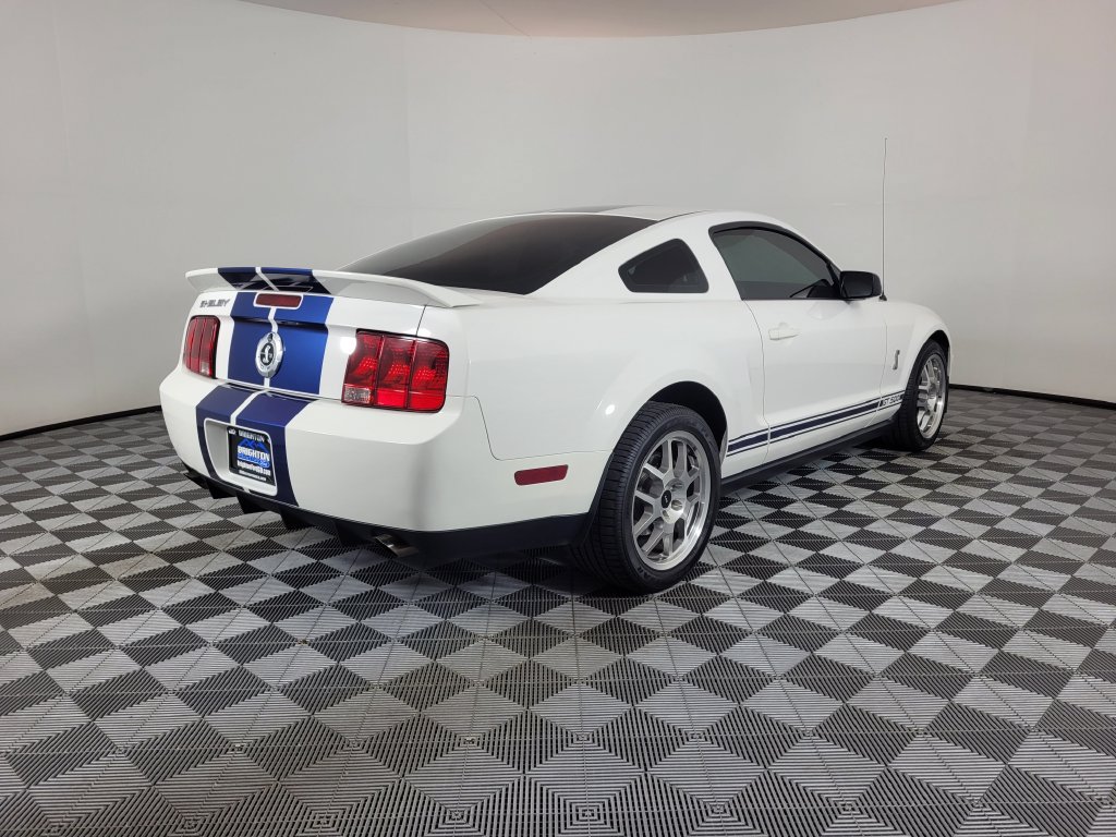 Used 2007 Ford Mustang Shelby GT500 RWD image 3