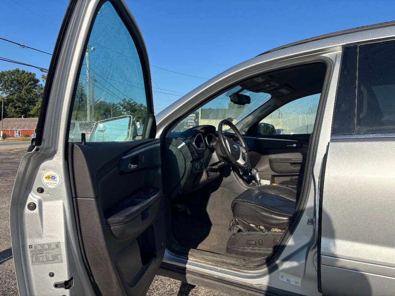 Used 2012 Chevrolet Traverse LT image 5