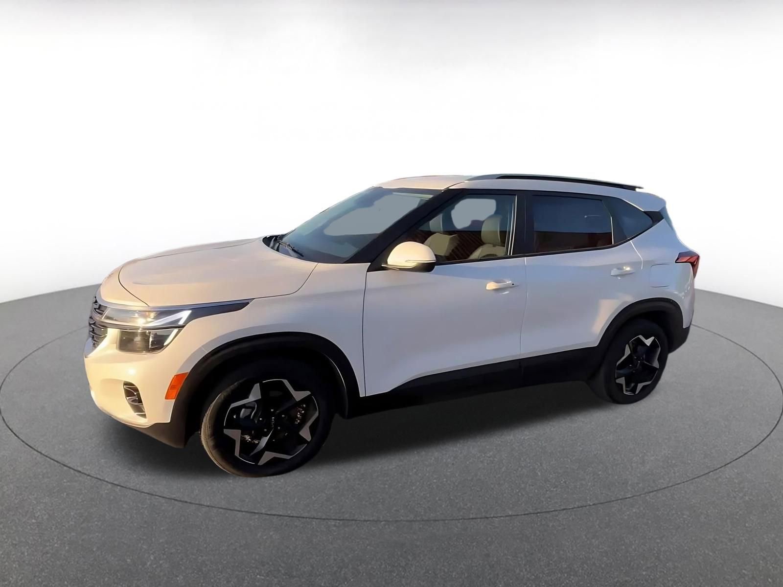 Used 2025 Kia Seltos S image 7