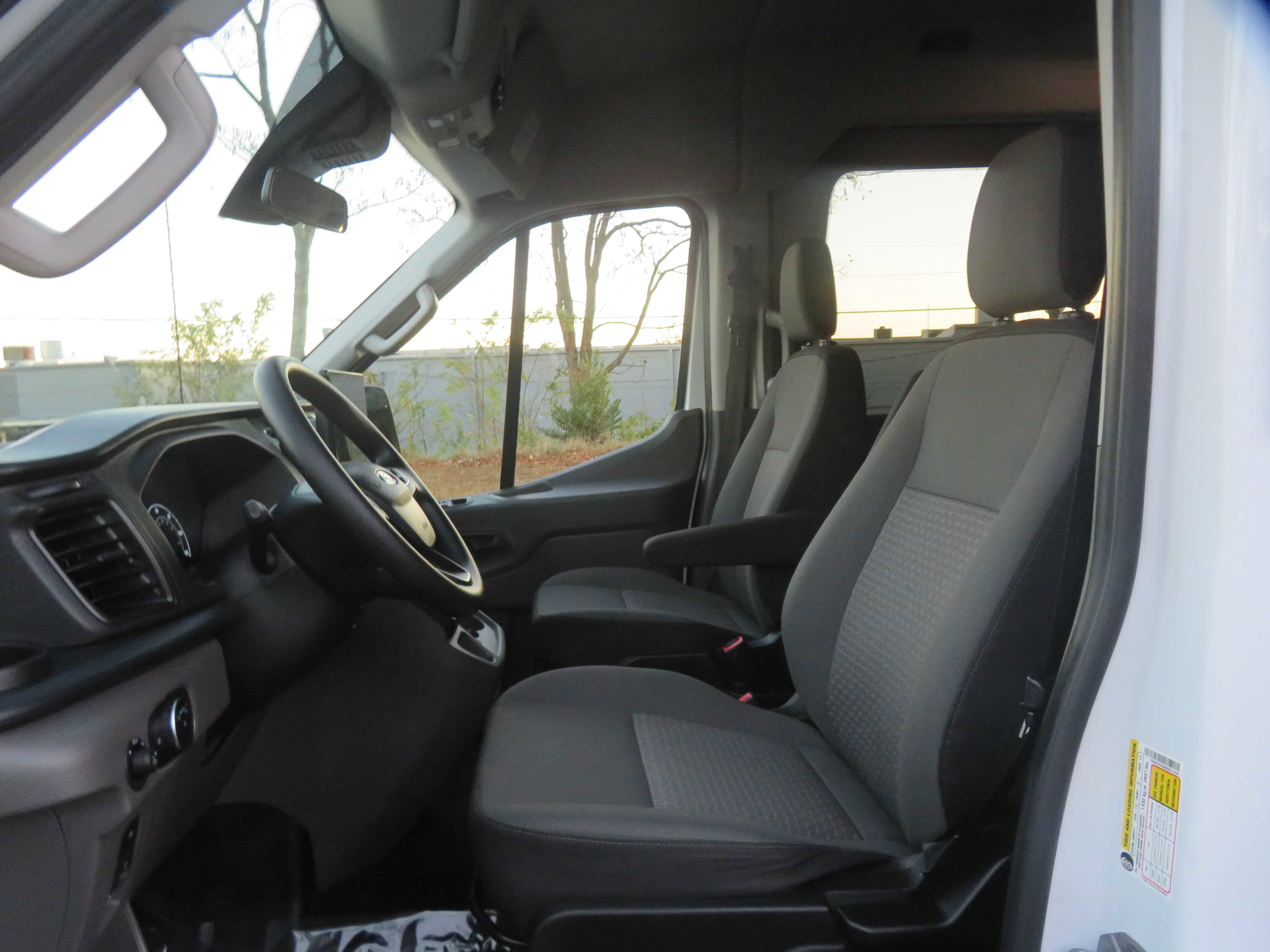 Used 2024 Ford Transit 350 XLT image 15