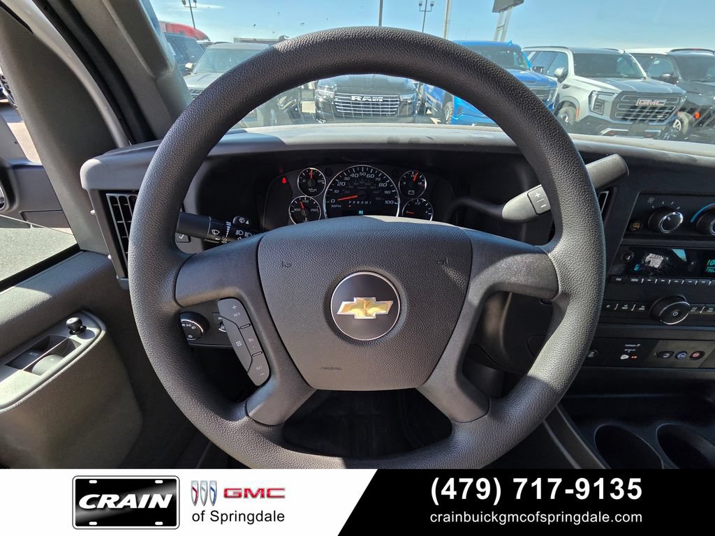 Used 2024 Chevrolet Express 3500 w/ Driver Convenience Package RWD image 14