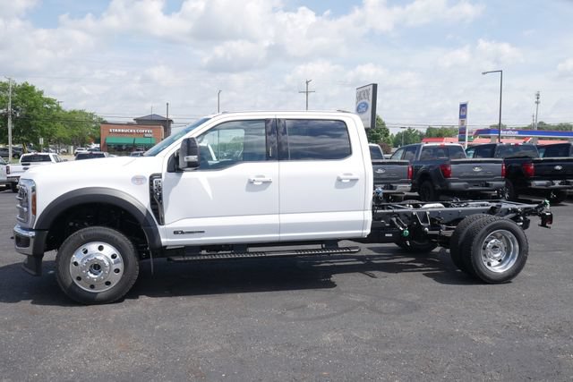 New 2026 Ford F550 4x4 Crew Cab image 8