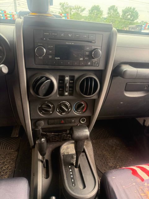 Used 2009 Jeep Wrangler Unlimited X AWD/4WD image 5