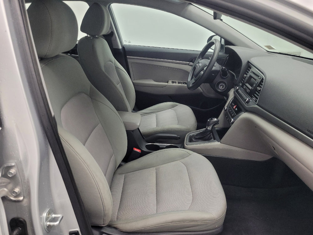Used 2017 Hyundai Elantra SE image 21