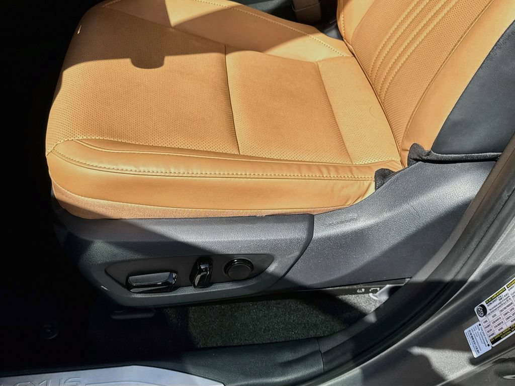 Used 2025 Lexus NX 250 FWD w/ Cold Area Package image 19
