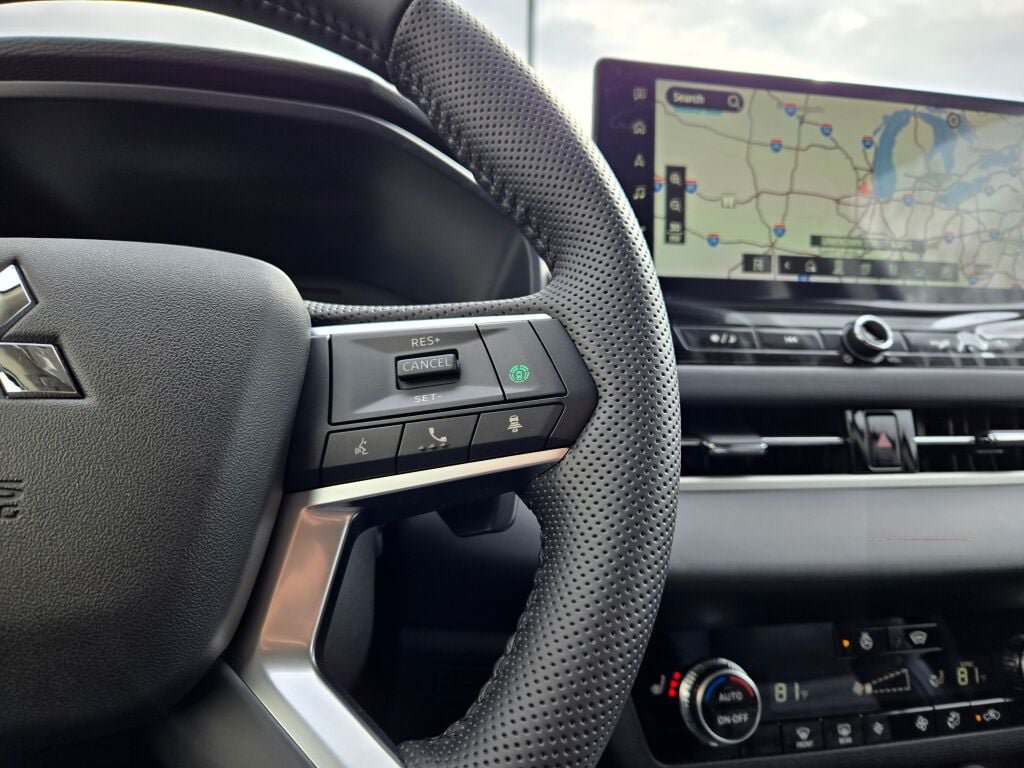New 2026 Mitsubishi Outlander SE AWD/4WD image 28