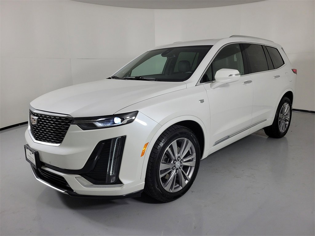 Certified 2023 Cadillac XT6 Premium Luxury image 2