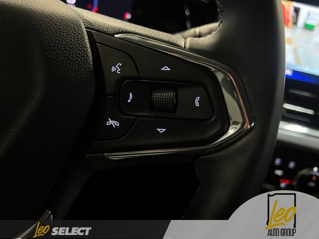 Used 2024 Chevrolet Trax LT w/ Driver Confidence Package FWD image 13