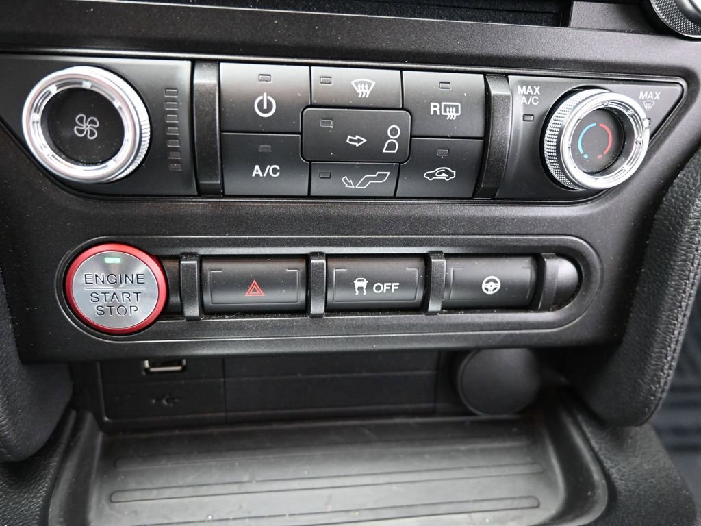 Used 2018 Ford Mustang EcoBoost w/ Ecoboost Performance Package image 22
