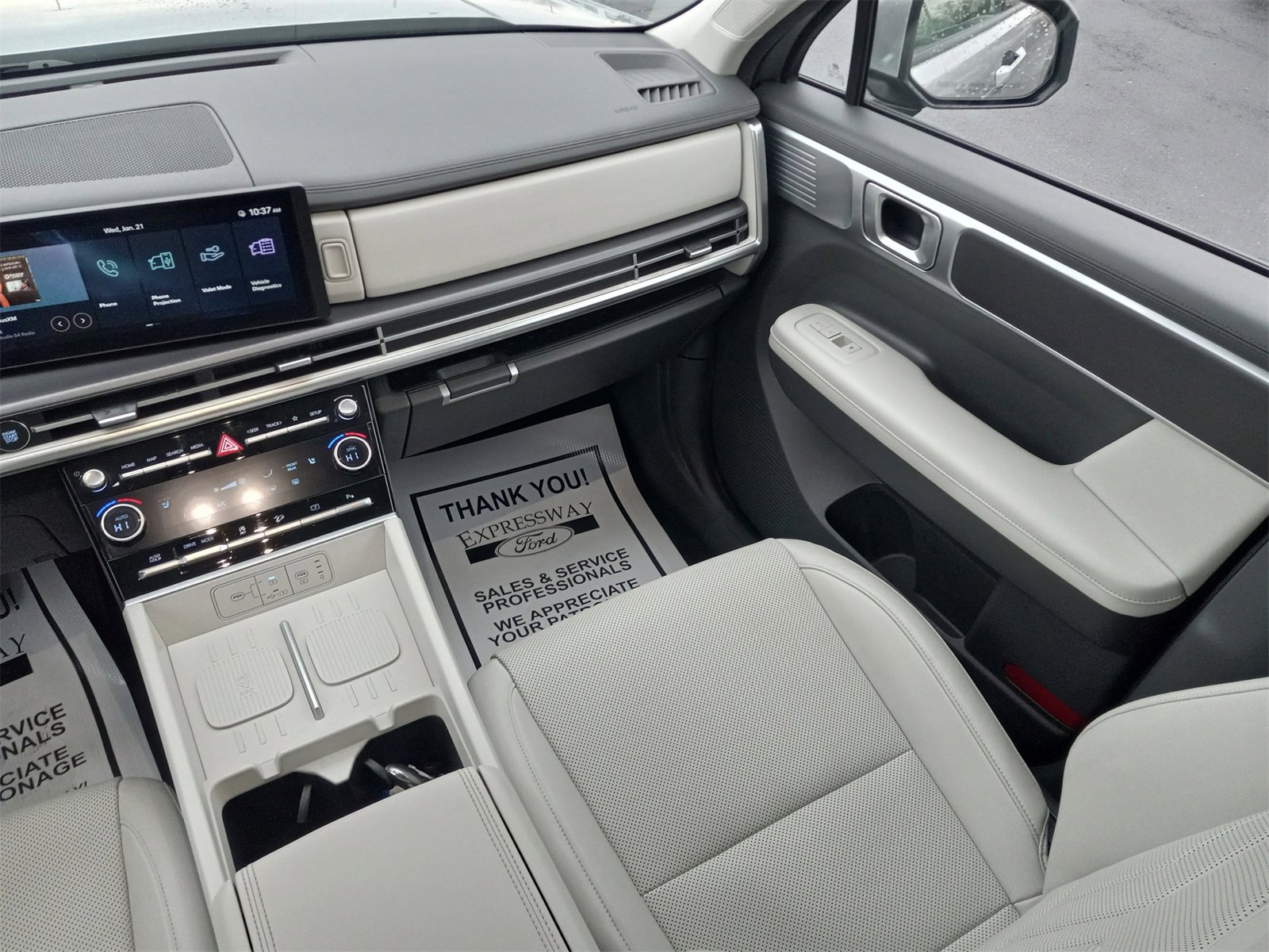 Used 2025 Hyundai Santa Fe SEL image 17