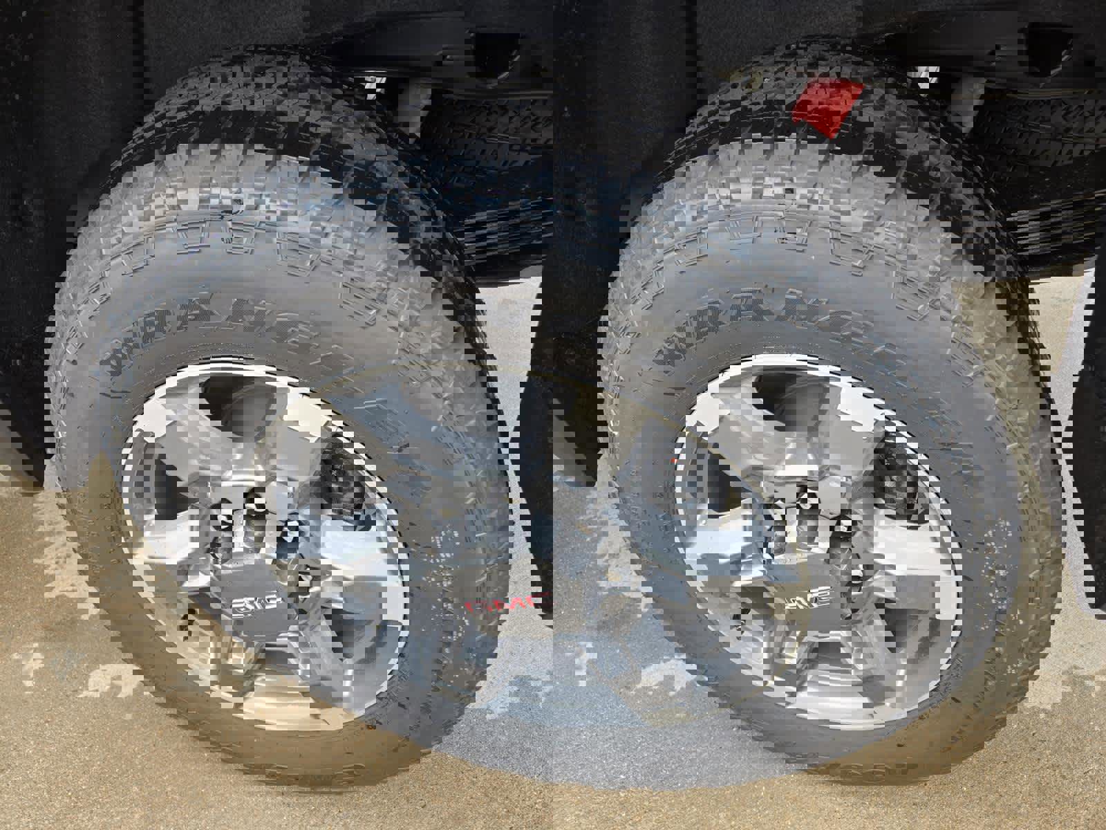 New 2025 GMC Sierra 2500 SLT image 7