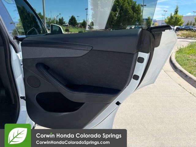 Used 2026 Tesla Model Y AWD image 19