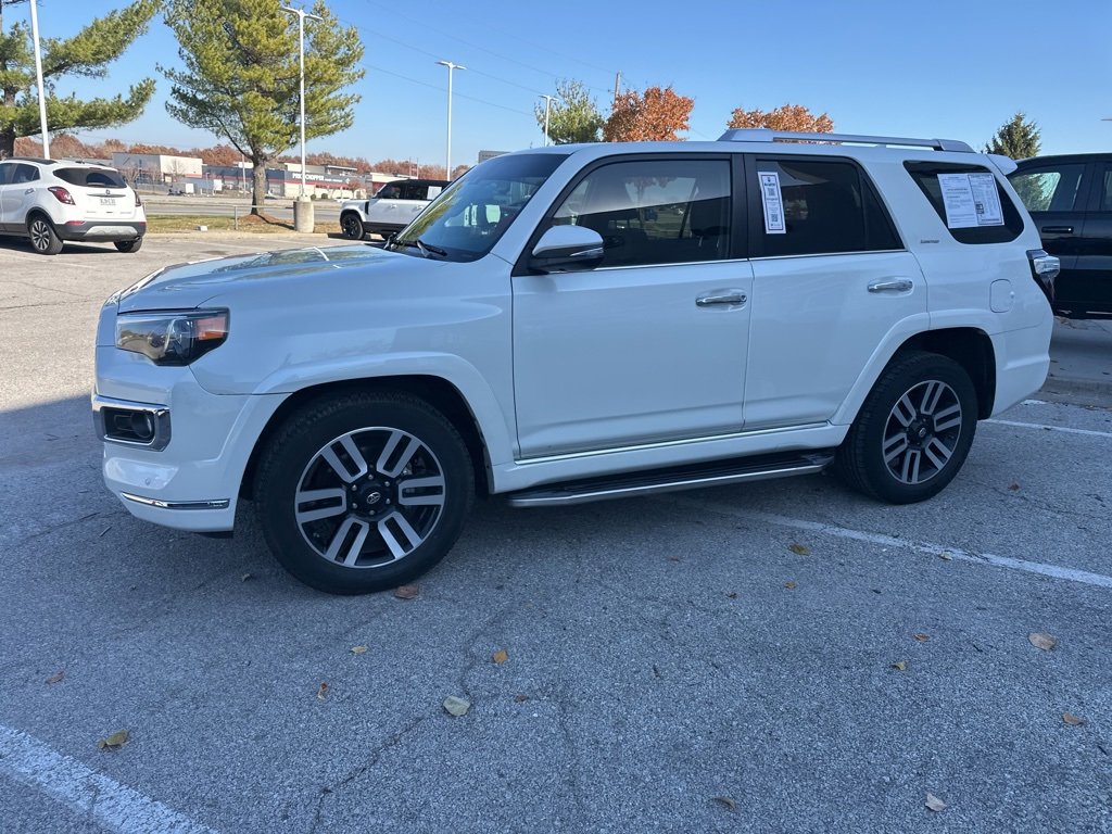 Used 2020 Toyota 4Runner Limited image 15