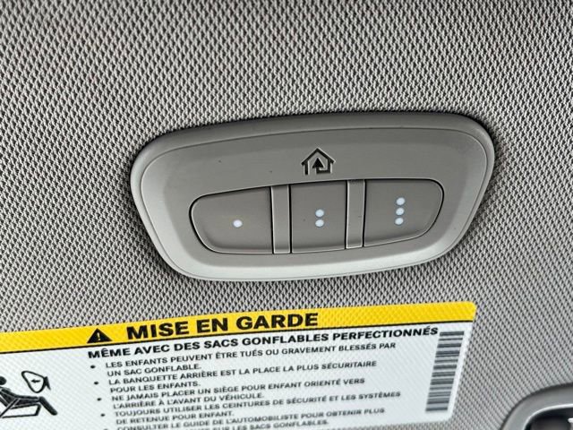 Used 2021 Chrysler Pacifica Limited image 45