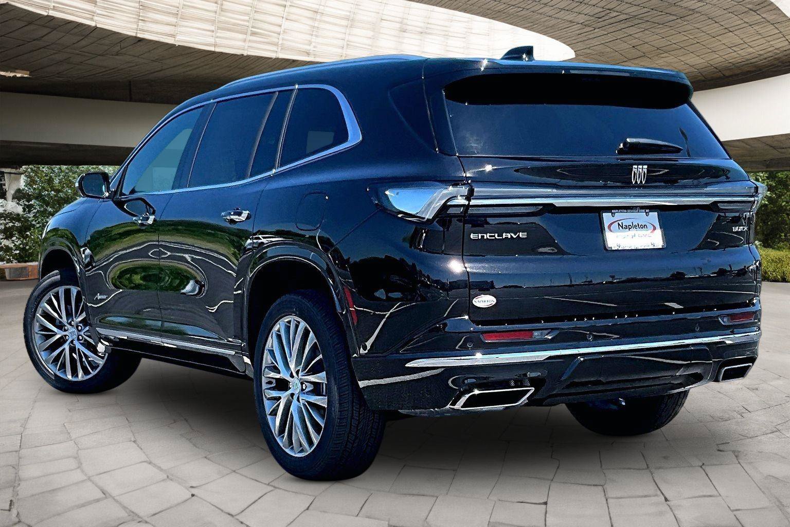 New 2026 Buick Enclave Avenir w/ Super Cruise Package FWD image 3