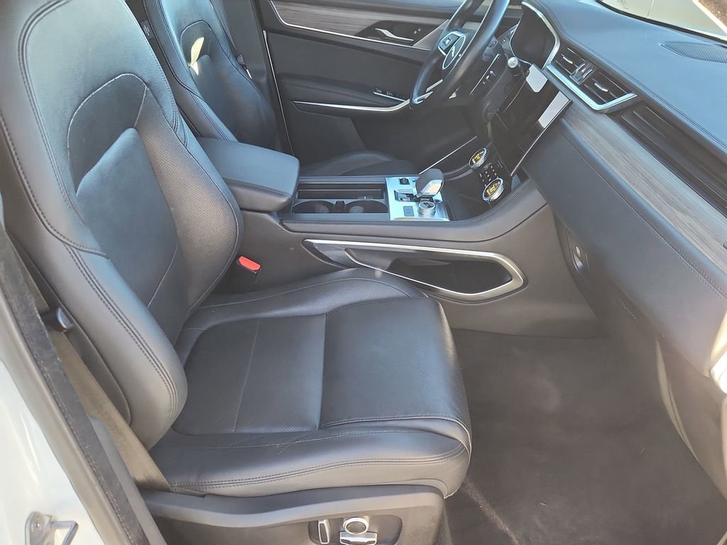 Used 2022 Jaguar F-PACE S image 16