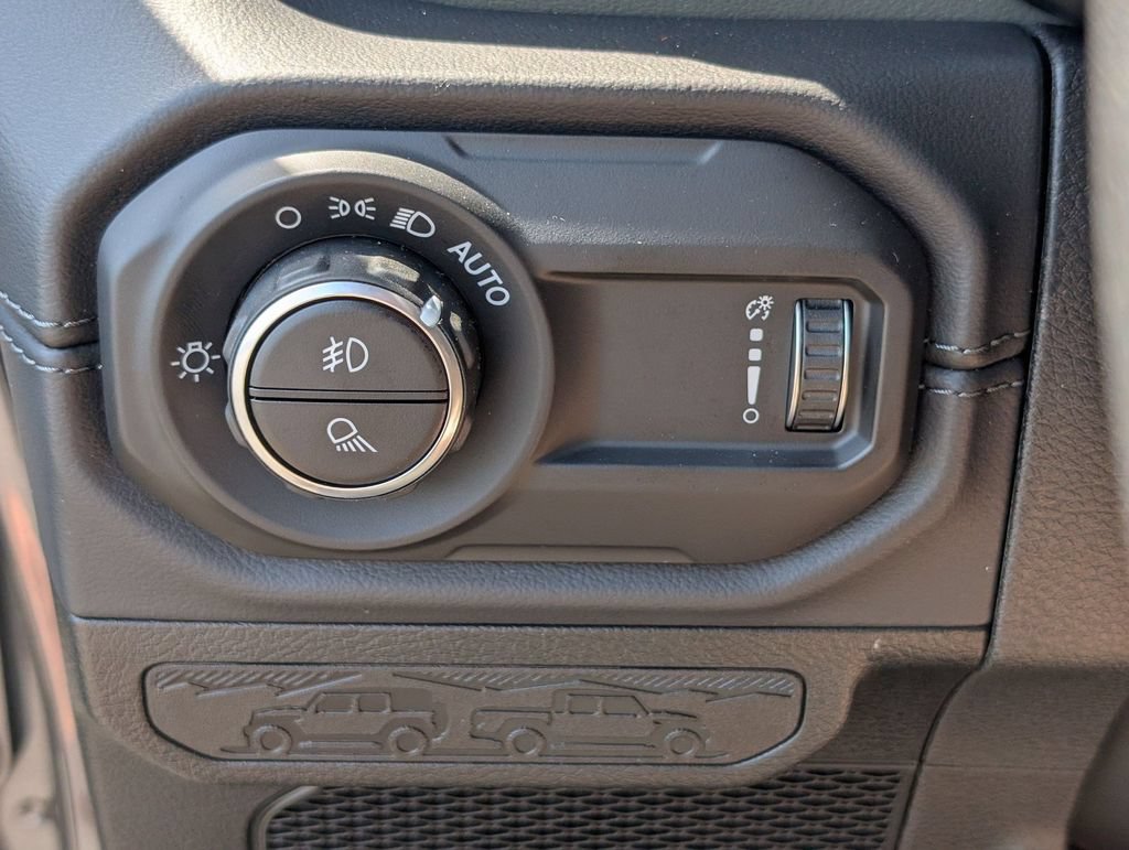 New 2026 Jeep Gladiator Mojave AWD/4WD image 13