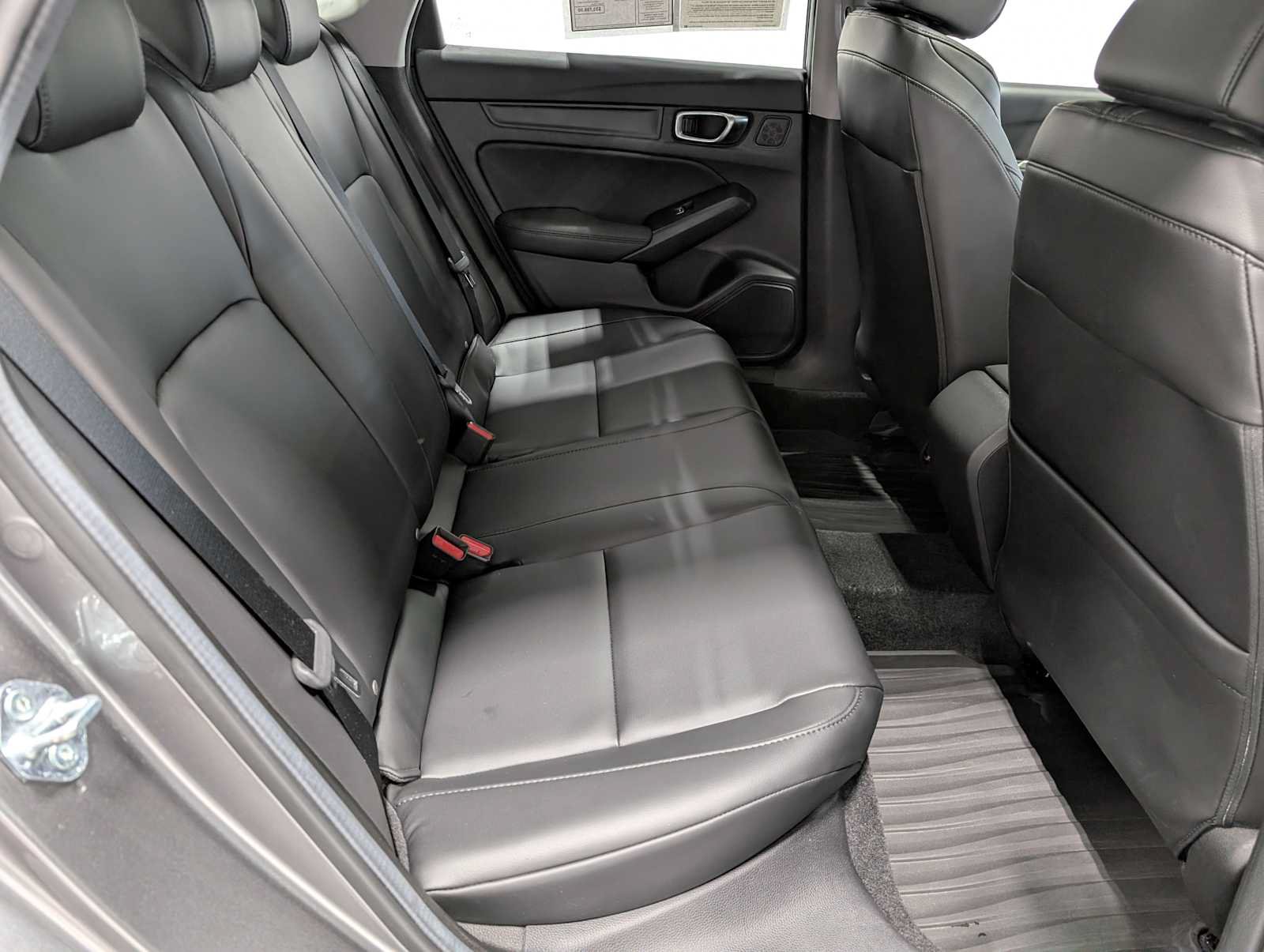 Certified 2025 Acura Integra FWD image 40