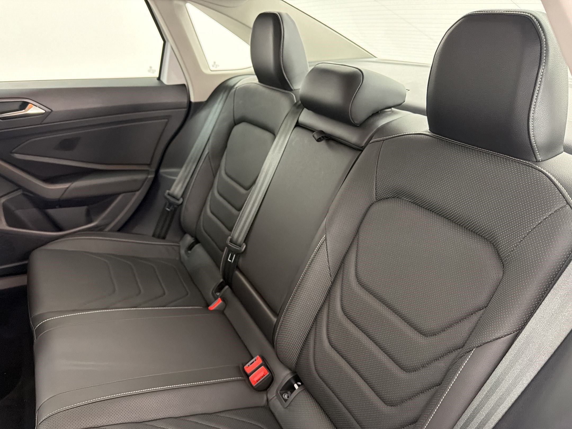 Used 2021 Volkswagen Jetta SEL Premium FWD image 25