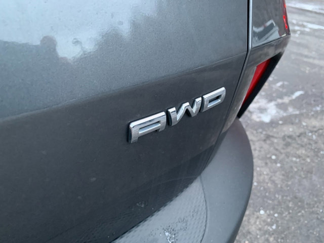 Used 2022 Ford Escape SEL w/ Technology Package image 5