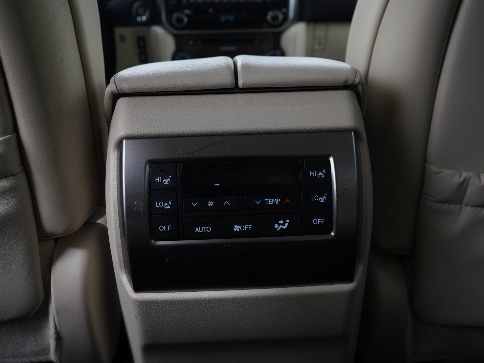 Used 2022 Lexus GX 460 Premium w/ Accessory Package AWD/4WD image 15