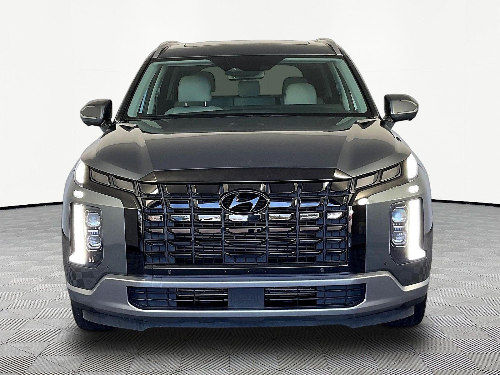 Used 2024 Hyundai Palisade SEL AWD/4WD image 2