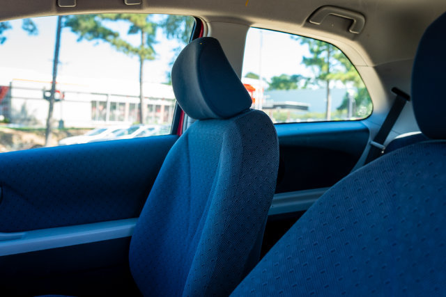 Used 2009 Toyota Yaris 2-Door Hatchback FWD image 25