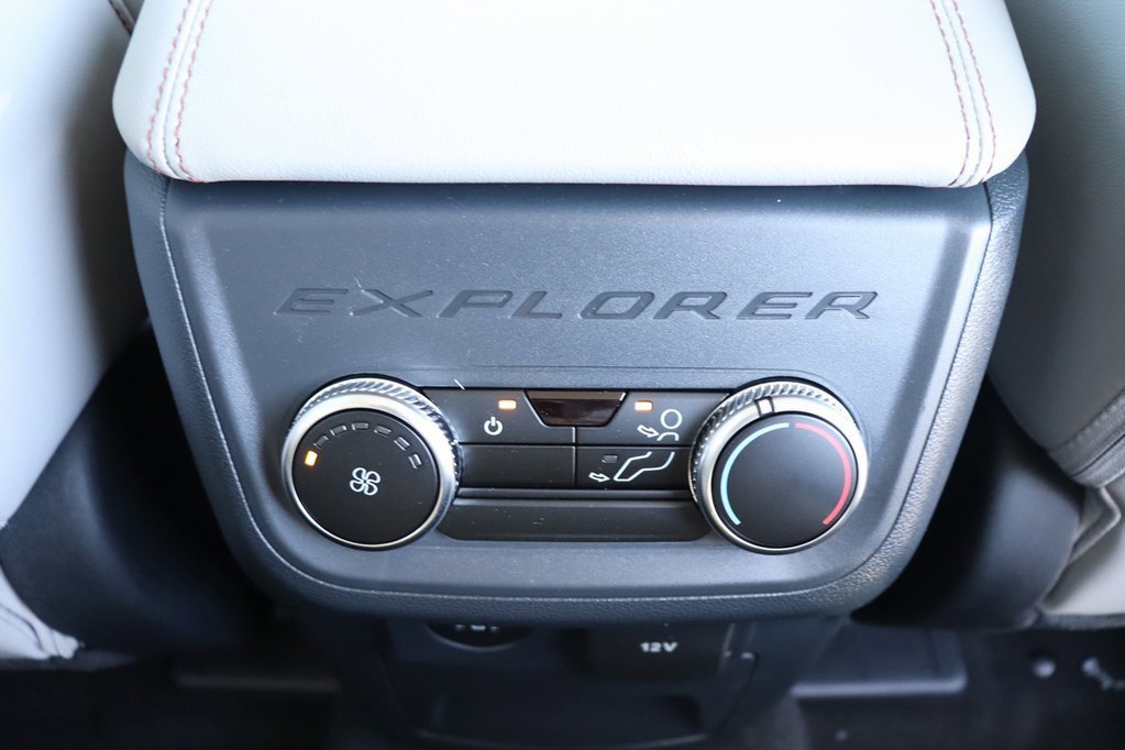 New 2026 Ford Explorer Active image 24