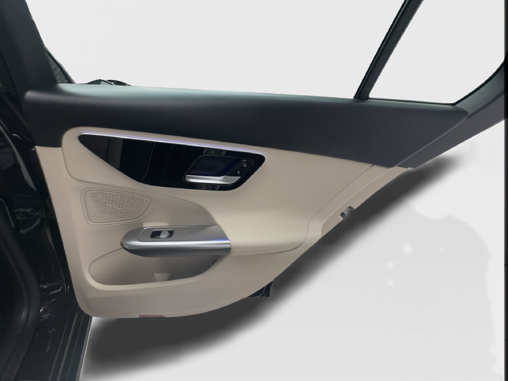 Used 2022 Mercedes-Benz C 300 Sedan image 30