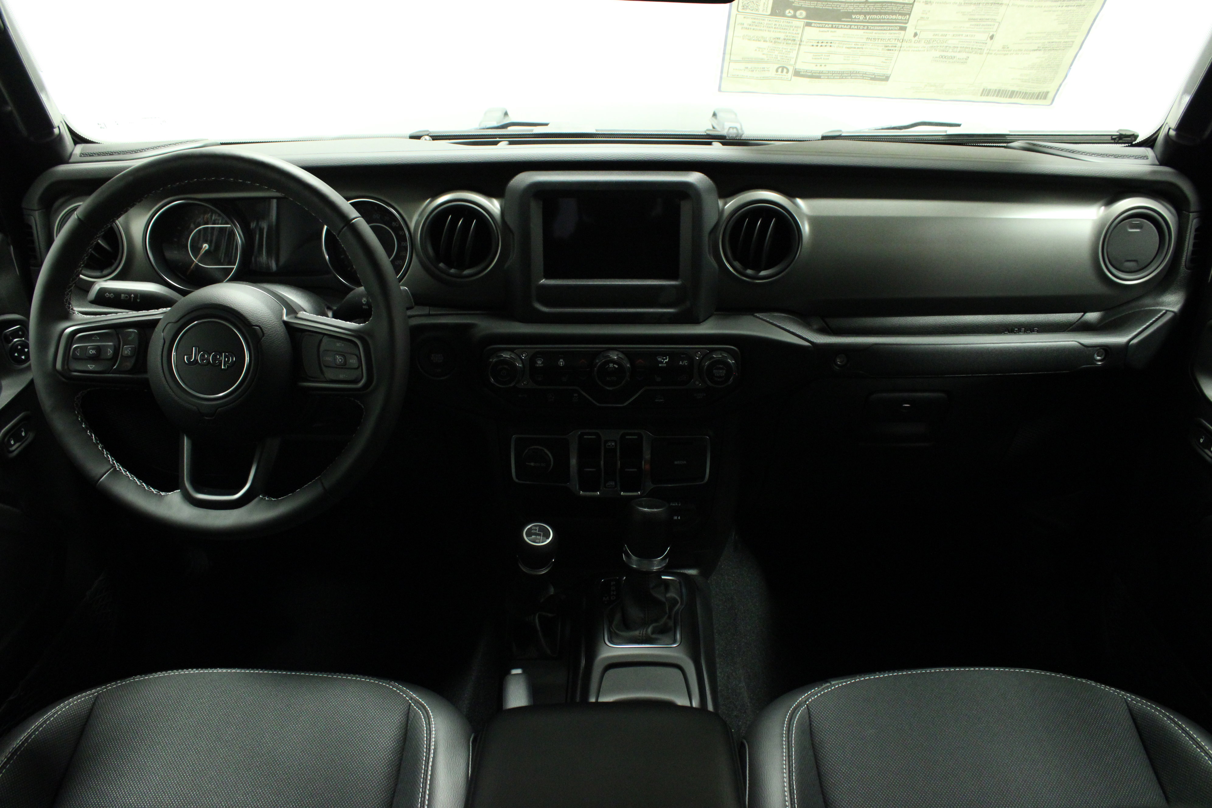 Used 2023 Jeep Gladiator Sport image 20