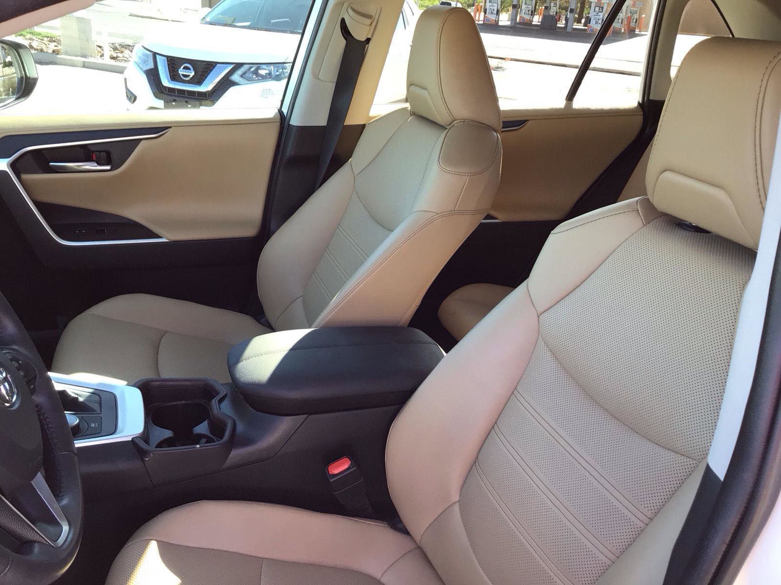 Used 2021 Toyota RAV4 Limited AWD/4WD image 24