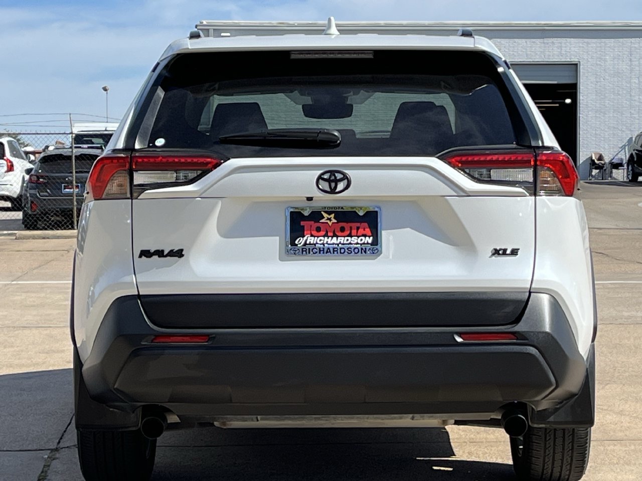 Used 2024 Toyota RAV4 XLE Premium FWD image 5