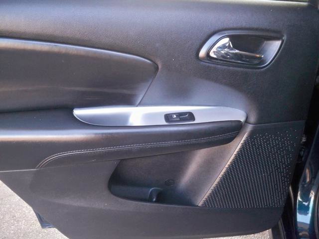 Used 2015 Dodge Journey SXT w/ Flexible Seating Group image 15