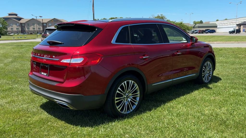 Used 2016 Lincoln MKX Reserve FWD image 7