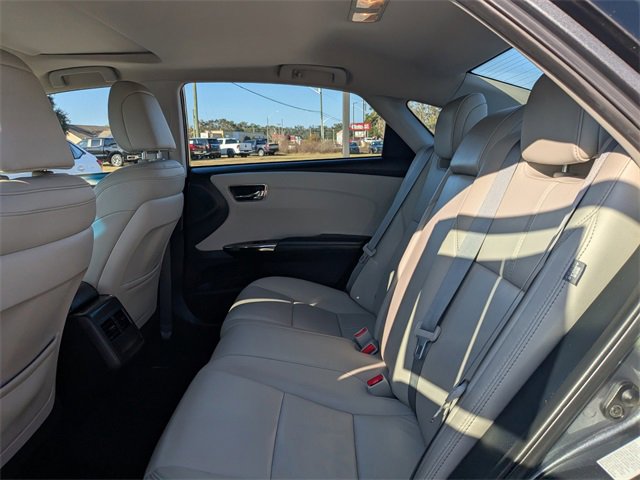 Used 2018 Toyota Avalon XLE Premium image 12