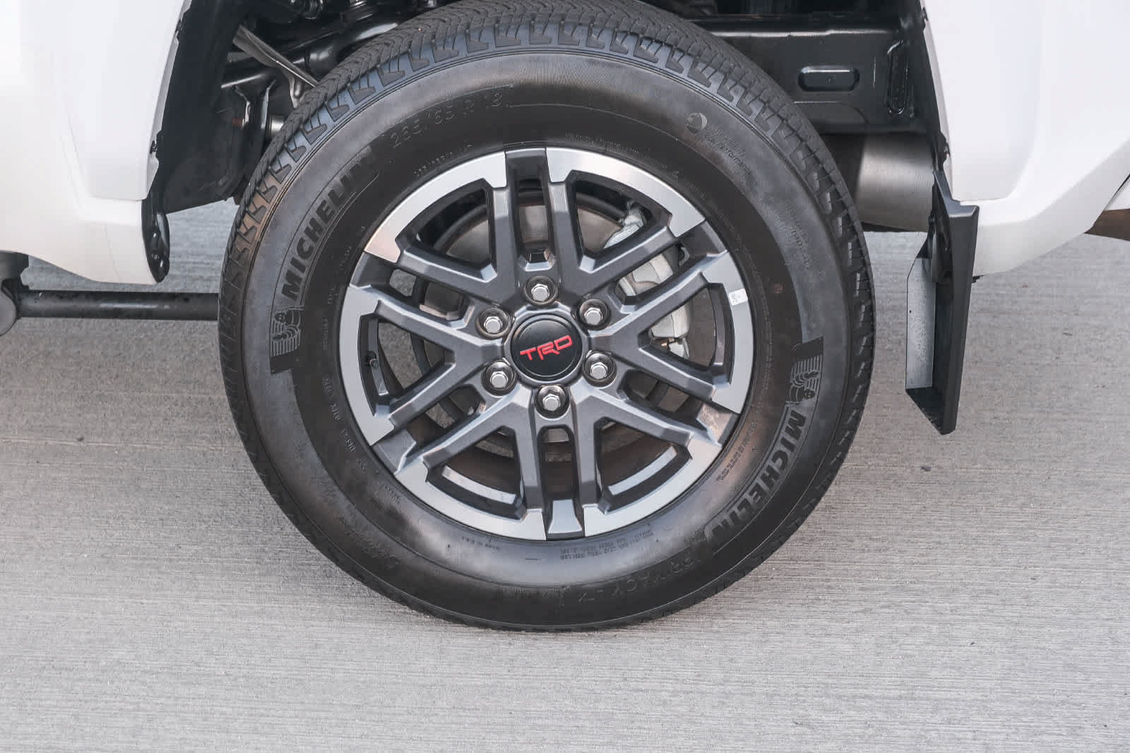 Certified 2024 Toyota Tacoma TRD Sport w/ TRD Sport Upgrade Package AWD/4WD image 9