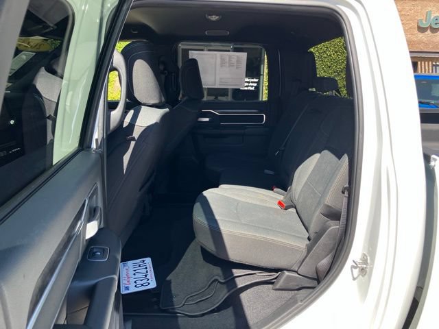 Used 2024 RAM 2500 Big Horn w/ Safety Group AWD/4WD image 25