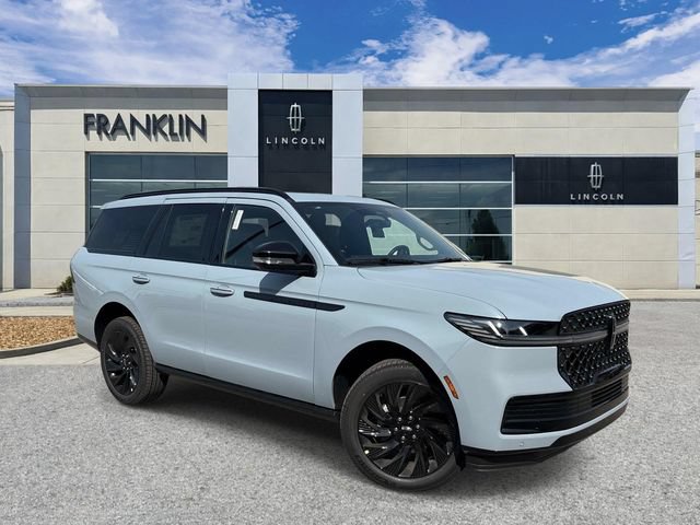 New 2026 Lincoln Navigator Reserve w/ Jet Appearance Package