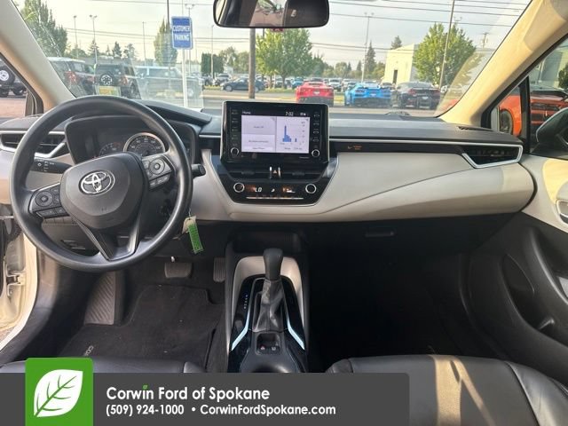 Used 2021 Toyota Corolla LE w/ Carpet Mat Package (TMS) FWD image 12