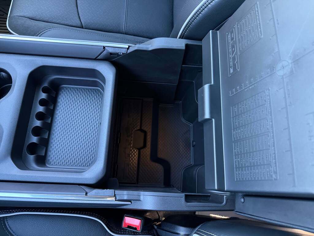 New 2026 RAM 2500 Laramie w/ Night Edition image 36